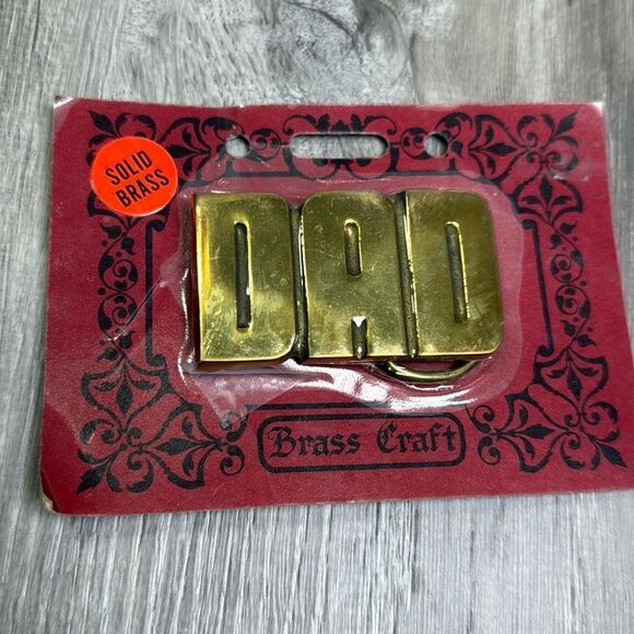 Solid brass, Dad, gold plated, toned belt buckle new in package - Picture 1 of 4